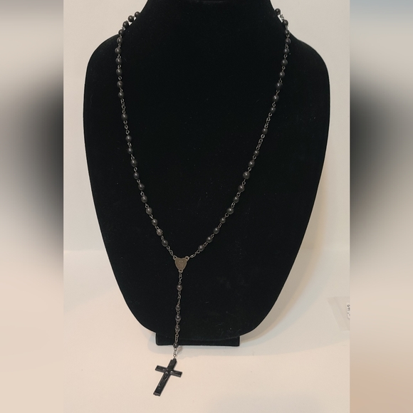 Rosary Black Beads ~ Black Cross Vintage - Picture 1 of 4